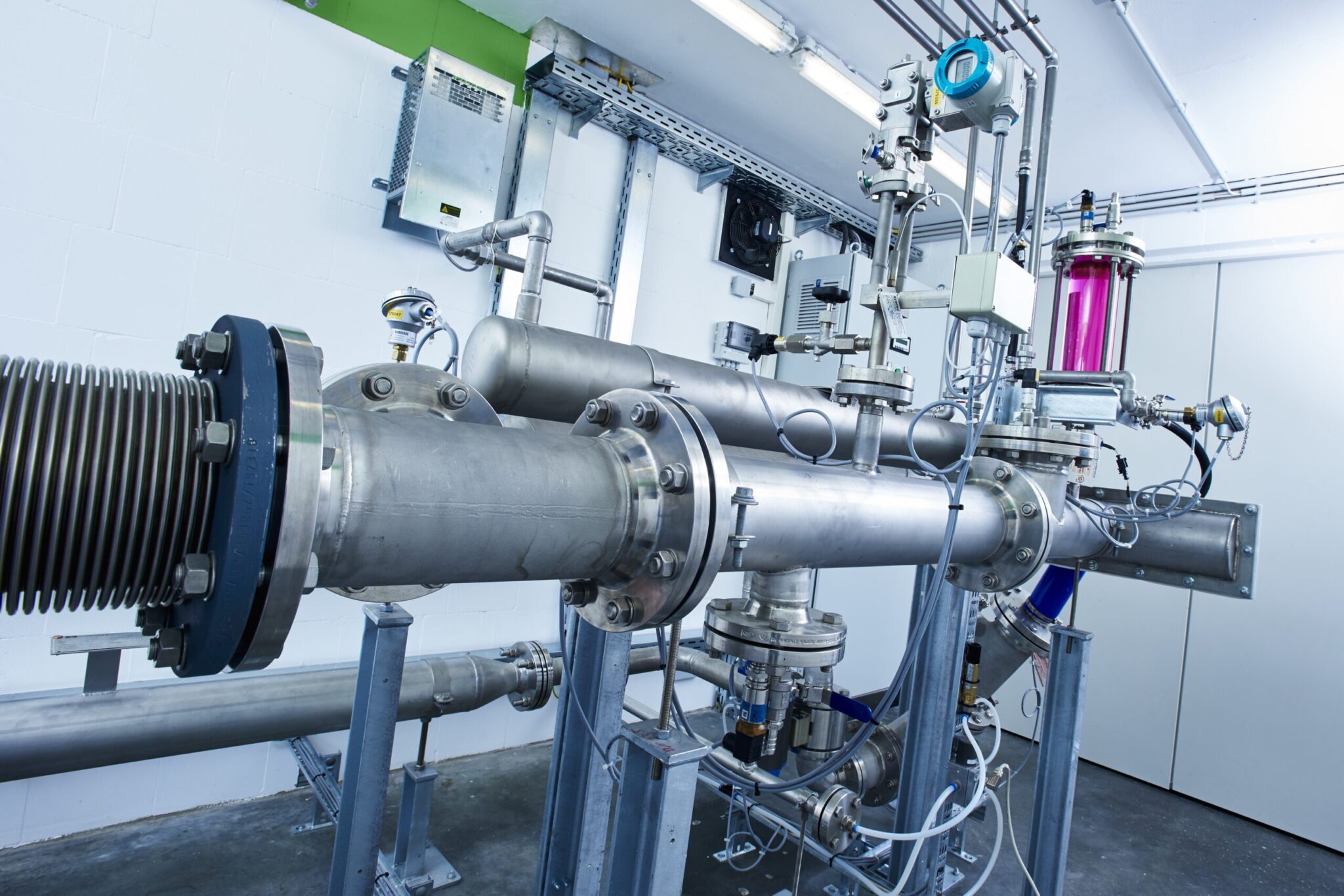 Durchflussmessung für Prüfstand im Kalibrierlabor Calibration laboratory